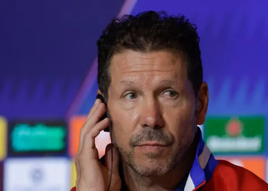 درباره گریزمان حرف نمی‌زنم/ سیمئونه: 10 روز دیگر از تاتنهام بپرسید!