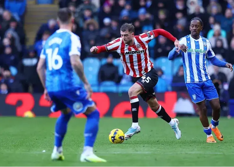 دربی تاریخی: حکم سقوط رقیب دیرینه امضا می‌شود!