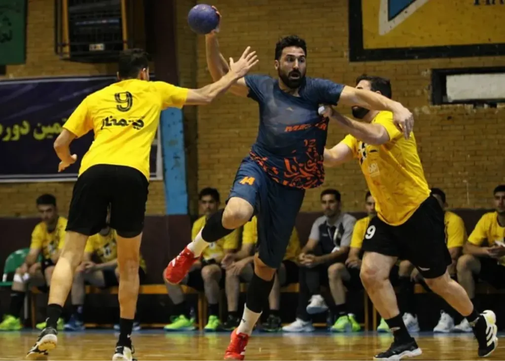 دوئل استقلالی ها با پرواز در هفته دهم؛/ استارت دوباره لیگ هندبال با یک نبرد فوق حساس