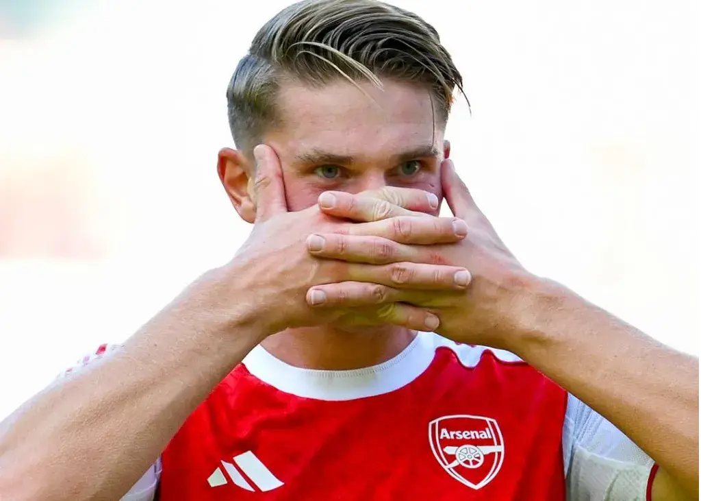 راز جالب شادی گل ستاره آرسنال: شوالیه شب!