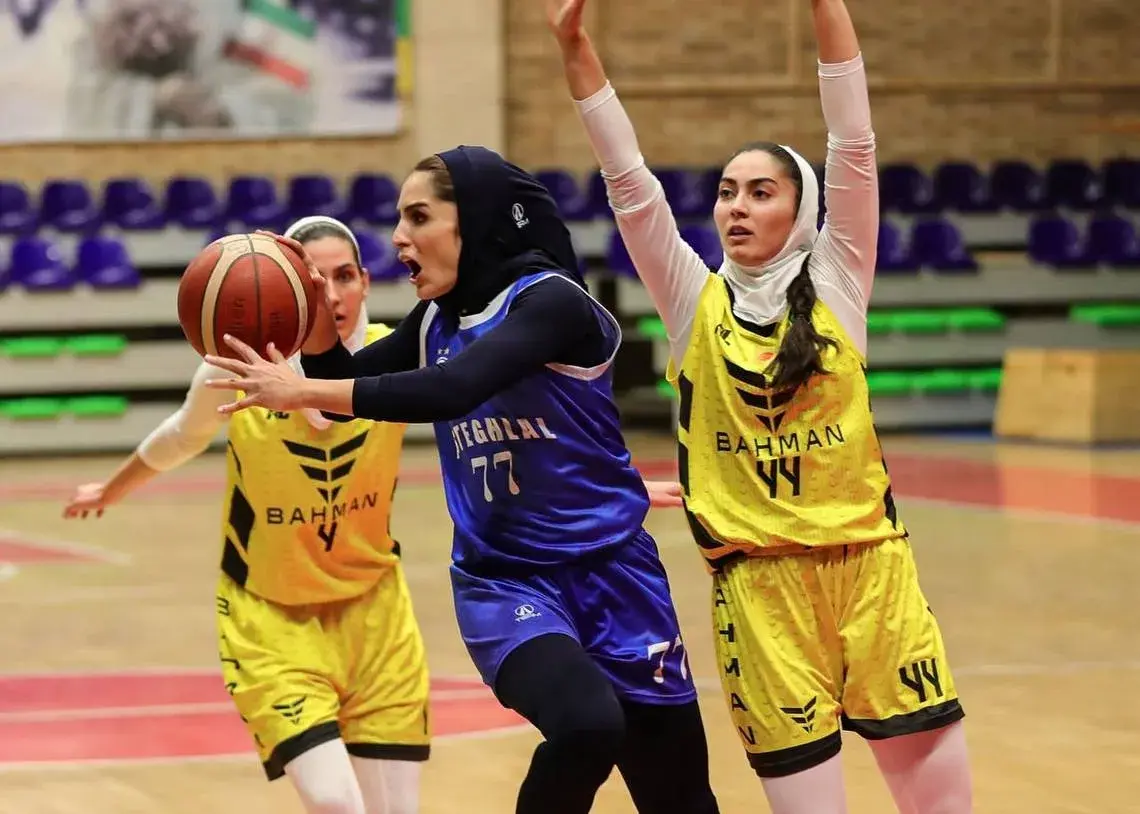 رقابت فشرده چهار مدعی در شهرقدس:/ مسیر سخت استقلال و گروه بهمن برای قهرمانی