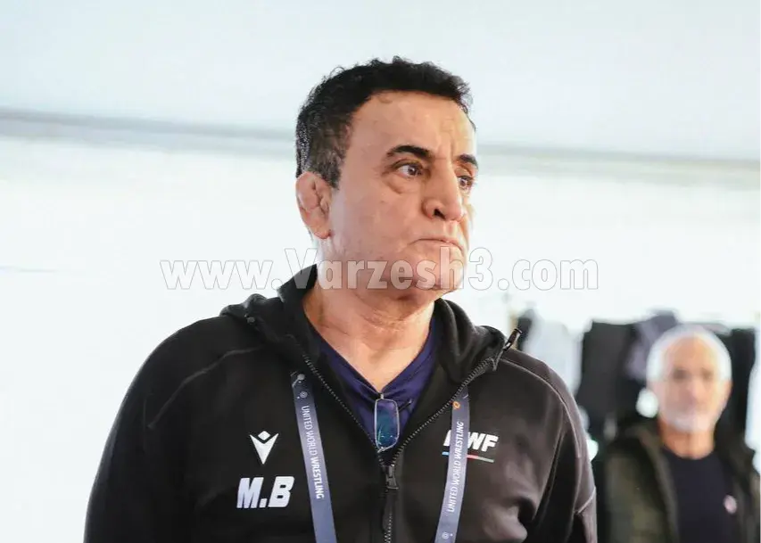 رنگرز و بنا باهم روبرو شدند/ اولین تجربه خاص آقای خاص کشتی!(عکس)