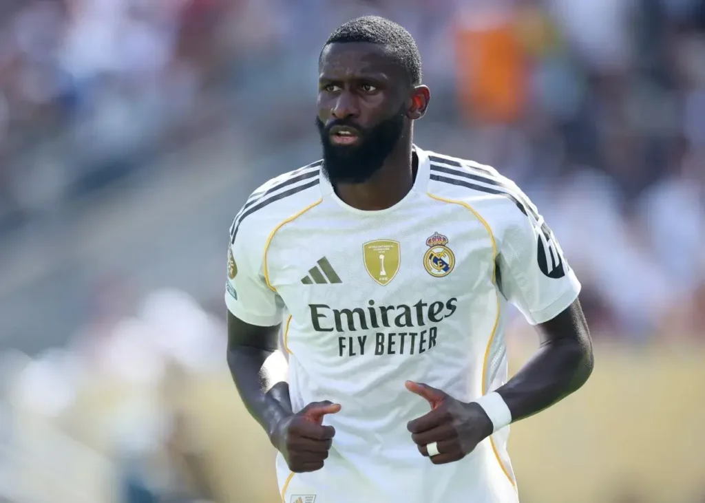 رودیگر یا در عربستان یا تاتنهام/ شبیخون لندن به رئال: مدافع بزرگ وسوسه می‌شود