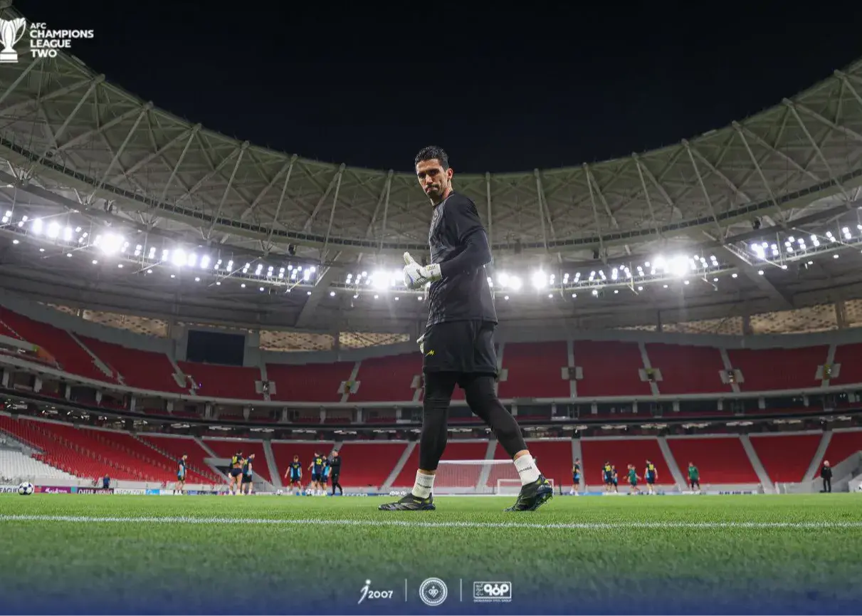 رکورددار سیو در آسیا به دنبال صعود با پیراهن زرد/ سیدحسین برای سپاهان فرعباسی نمی‌شود!