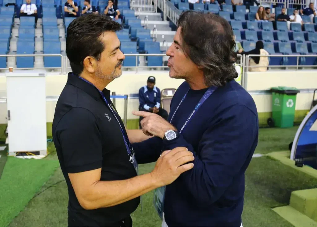ریکاردو و بیژن با تمام مربیان دنیا دوست هستند:/ ساپینتو و نی‌فرانکو رفیق گرمابه و گلستان!