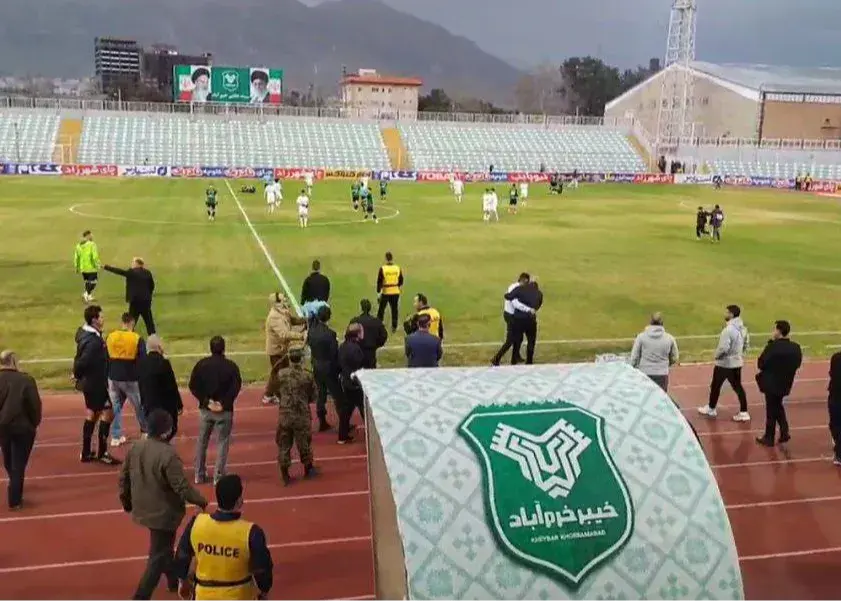 سوءتفاهمی که بازی خیبر – ملوان را به آتش کشید