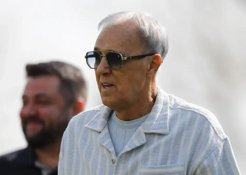 شما حریفان را ببرید و من بیماری‌ام را شکست می‌دهم/ زیباترین انتقال امسال فوتبال ایران