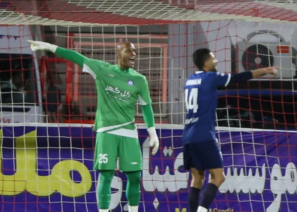 شماره یک گل‌گهر در ادامه فصل تغییر می‌کند؟/ ‏فرصت‌طلبی میراندا: دوئل با اشتراکالی برای بقا