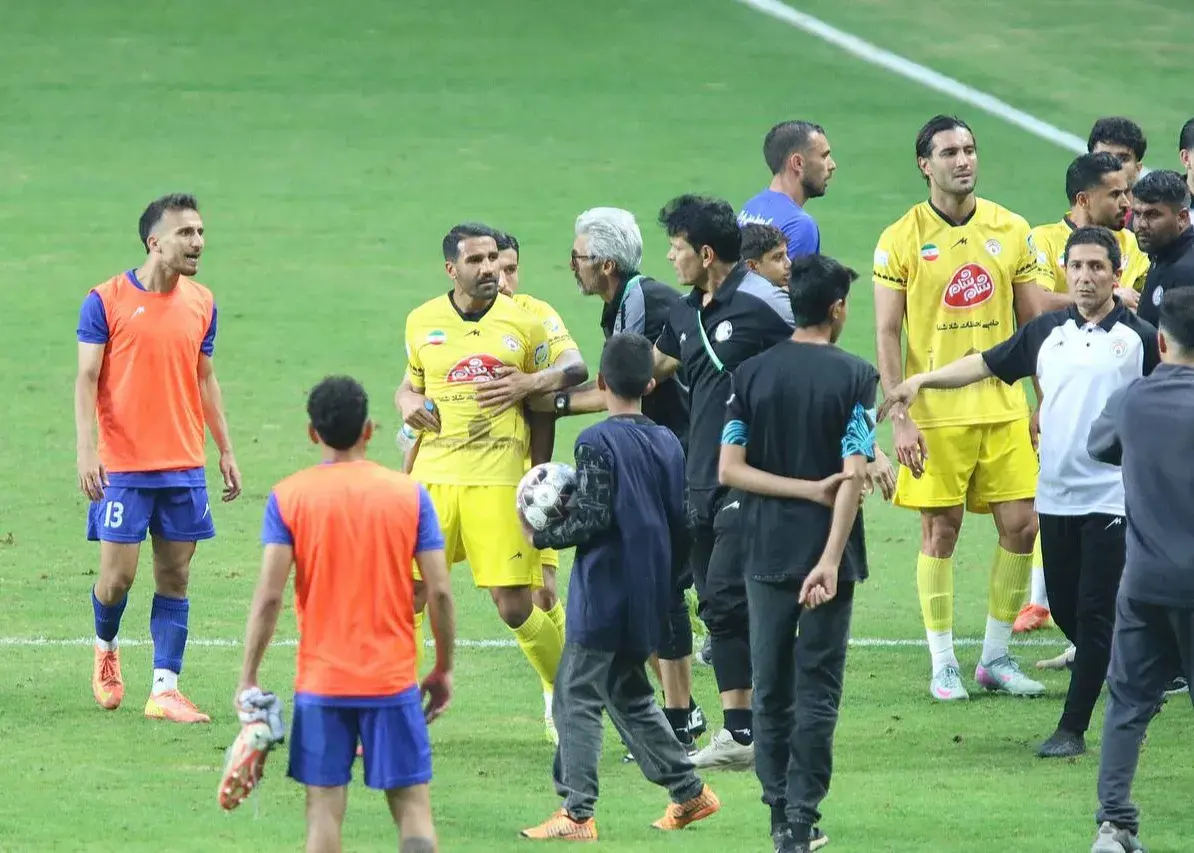 ضمن اعتراض به رفتار مسعود ریگی؛/ بیانیه استقلال خوزستان درباره درگیری‌های پایان بازی