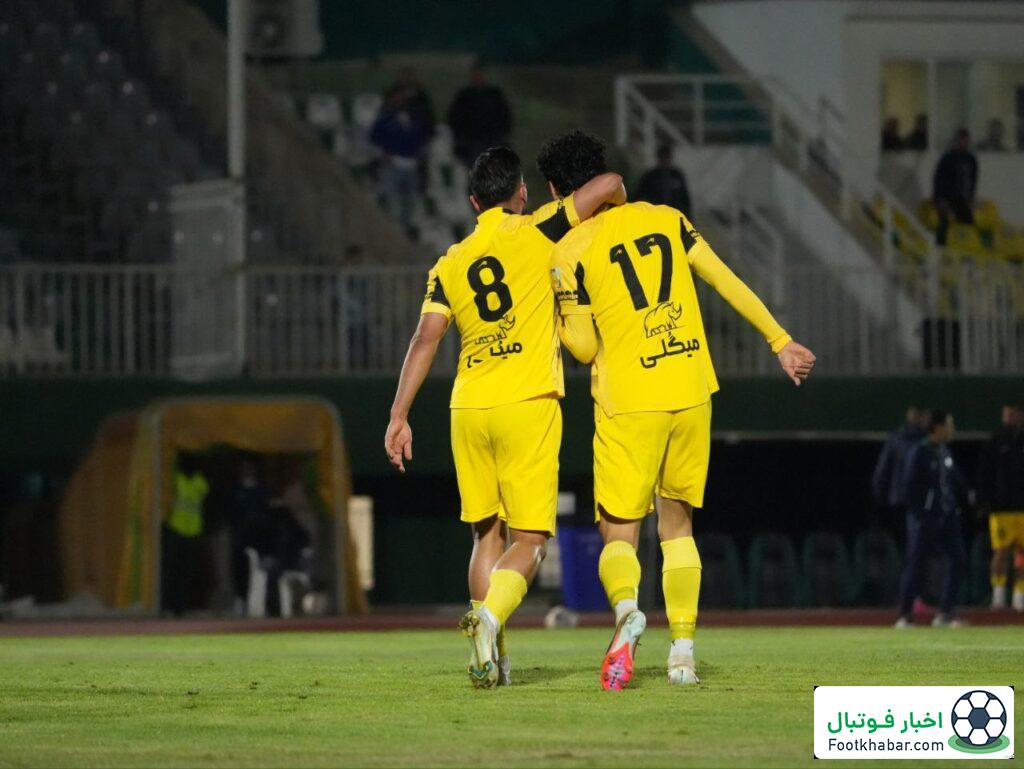 غیبت گلزنان فجر مقابل استقلال خوزستان