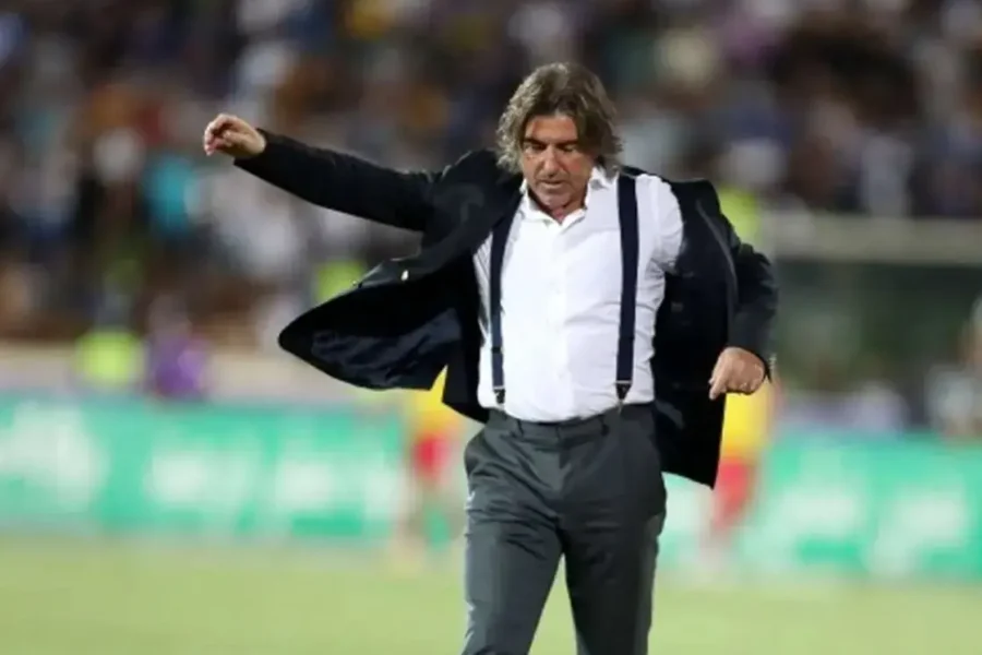 فصل دوم 3 باخت بیشتر در 5 بازی کمتر:/ ساپینتو هرگز به ایران برنمی‌گردد