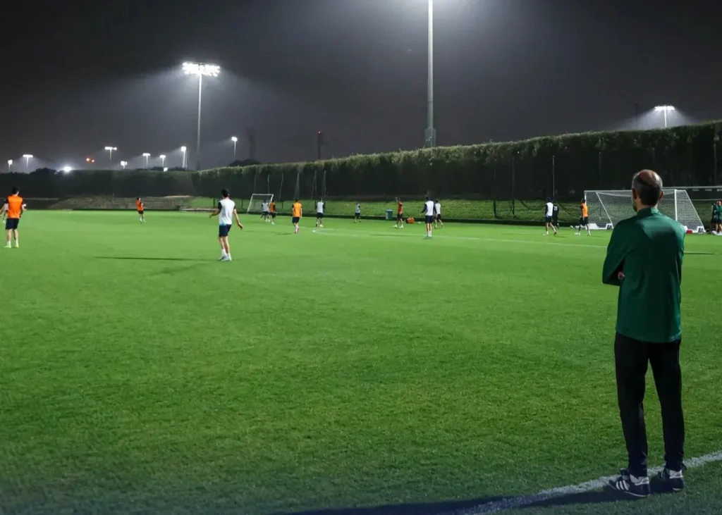 محرم دوباره از لب پرتگاه برمی‌گردد؟/ شکست الاهلی فرمول تکراری صدرنشینی سپاهان!