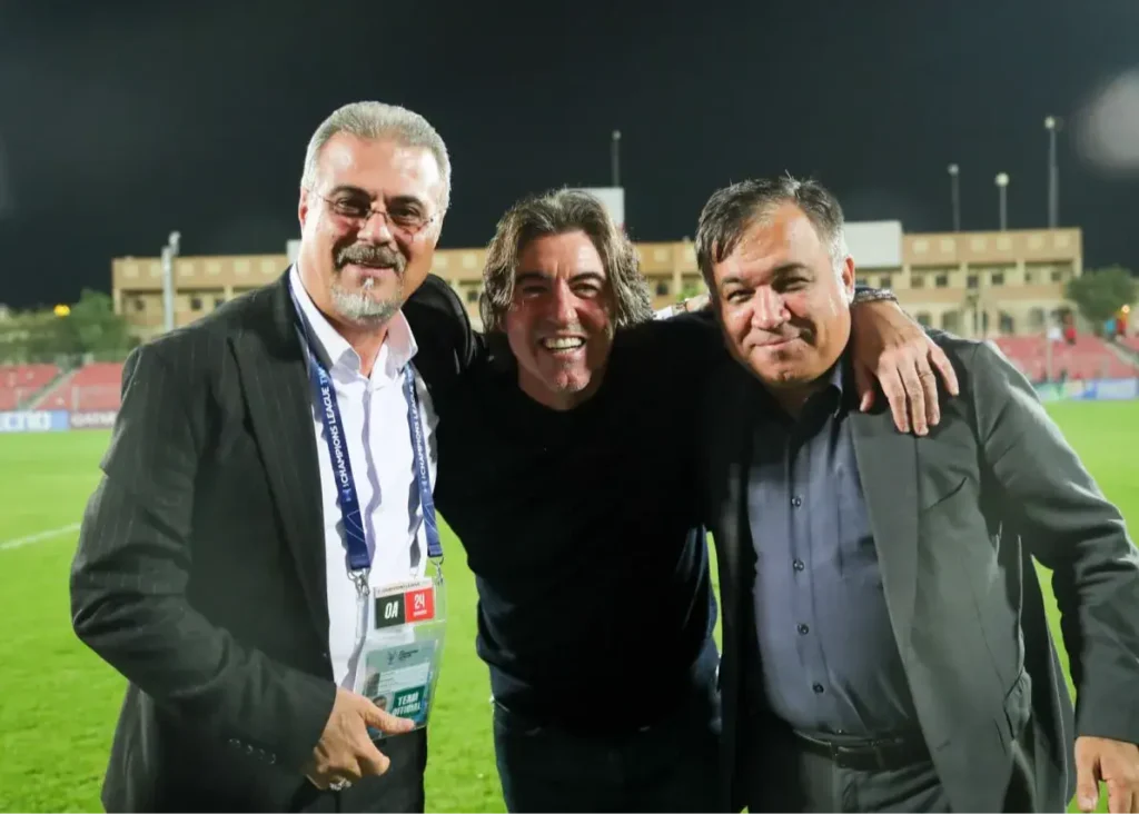 مدیران استقلال با تأخیر به دبی می‌روند/ تاجرنیا و نظری با ساپینتو چشم در چشم نمی‌شوند