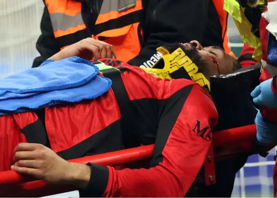 مهاجم میلان 8 هفته خانه‌نشین شد