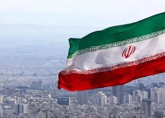 ناو پشتیبانی رزمی MST آمریکا مورد اصابت شدید موشک‌ها