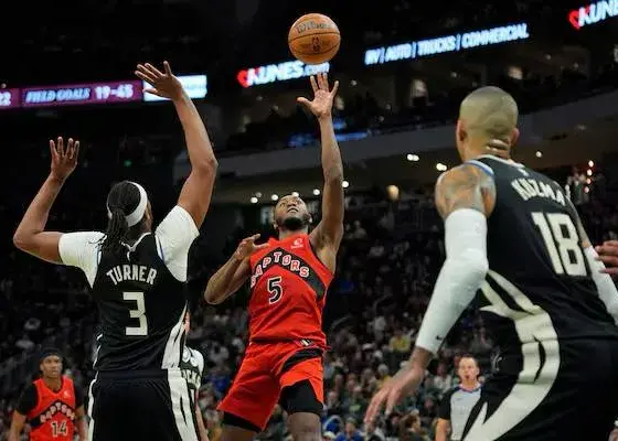 نتایج غیرمنتظره در کنفرانس شرق و‌ غرب:/ آیزیا جو و کوئیکلی، پیروزی‌های یک‌نفره علیه مدعیان!