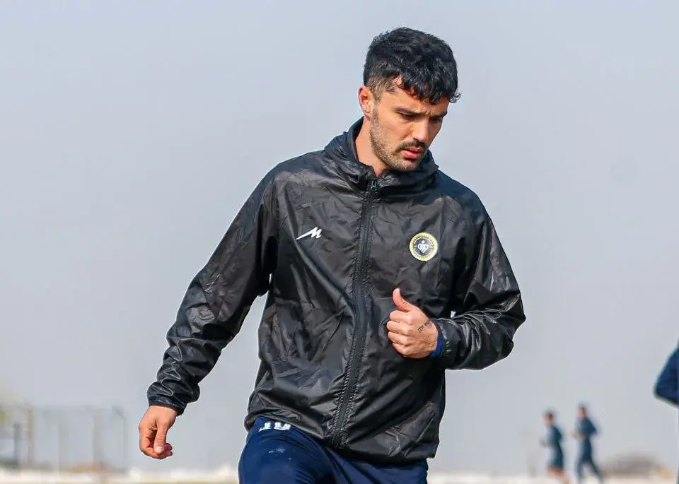 نورافکن چهارشنبه خاموش است! (عکس)