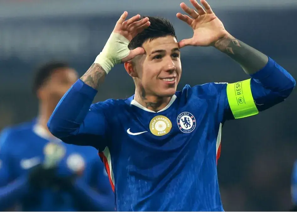 پیراهن مارادونا طلسم شانس ستاره چلسی