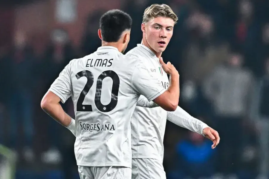 پیروزی با درخشش هویلوند/ جنوا 2-3 ناپولی | حماسه ناپلی‌های 10 نفره