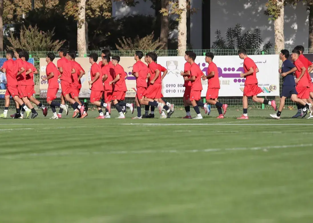 کار سخت فیاض‌پور در تهران/ یک لژیونر در اردوی تیم جوانان (عکس)