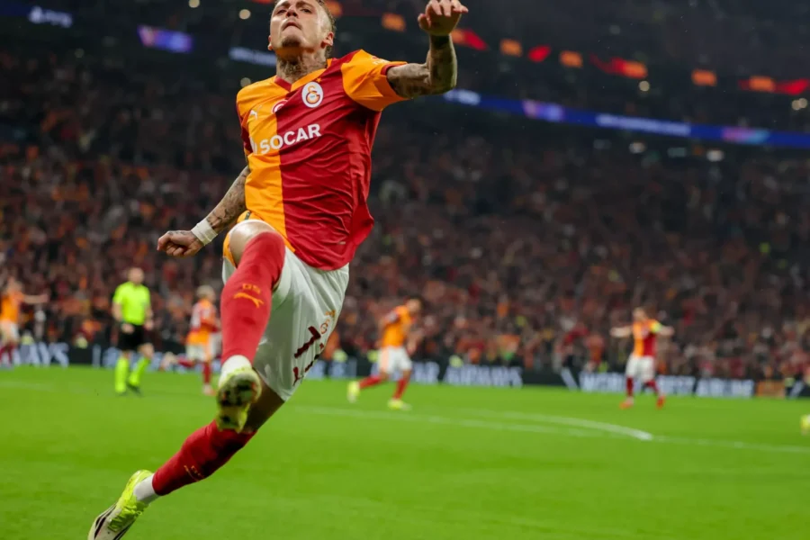 گالاتاسارای خاطره 2000 را زنده کرد/ شب تاریخی استانبول: عجیب‌، دراماتیک، جنون‌آمیز