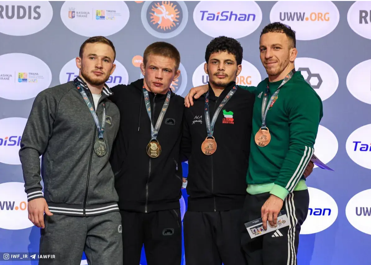 یک برنز، تنها دشت روز اول فرنگی ایران