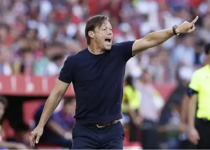 ‏از سرمربی‌مان حمایت می‌کنیم/ بیانیه تند و تیز سویا علیه لالیگا