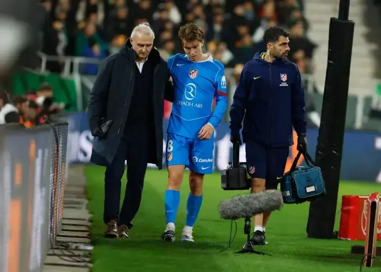 ‏دوری یک ماه پابلو باریوس/ ‏قلب اتلتیکو مادرید از کار ایستاد!