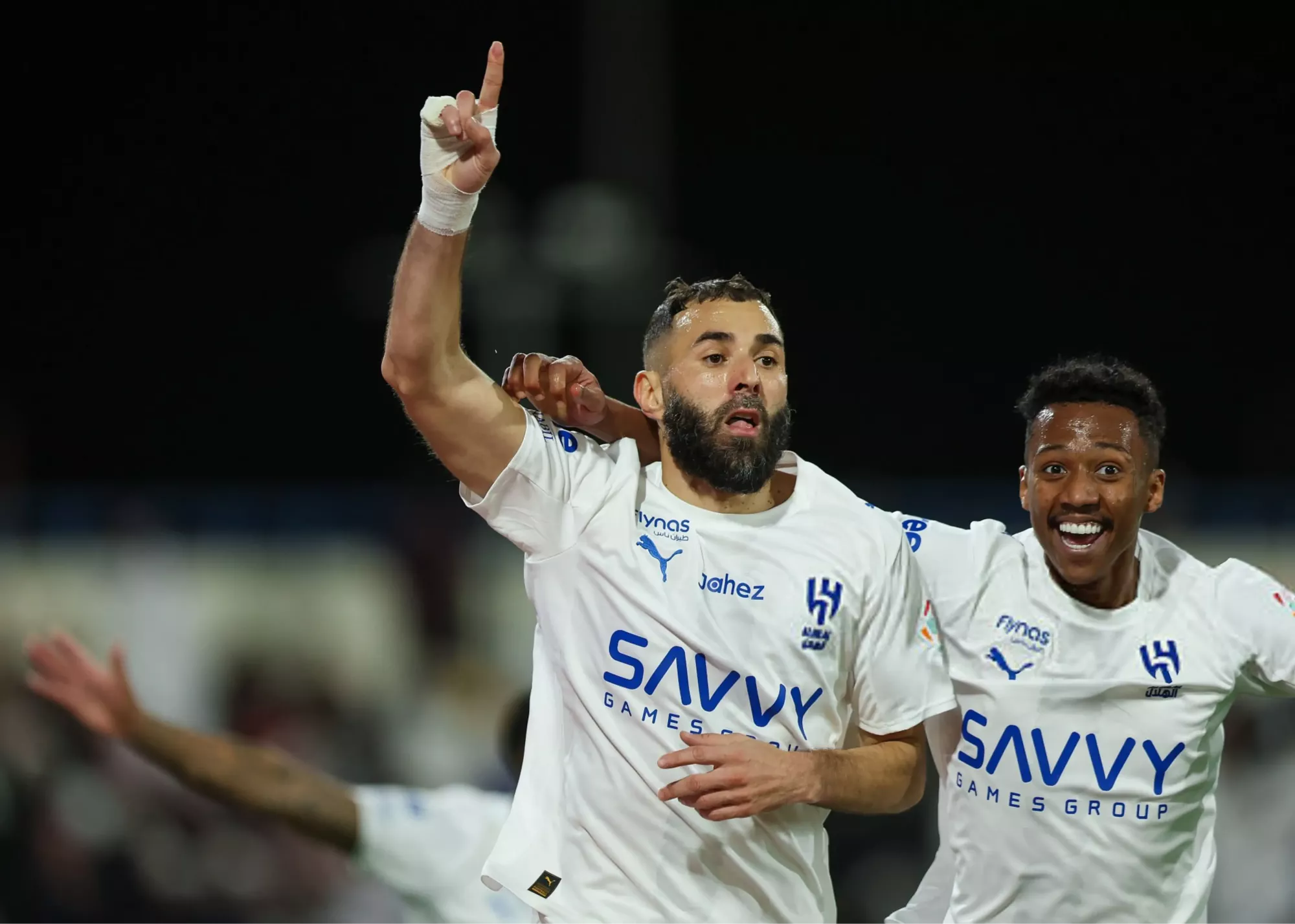 ‏زلزله هشت ریشتری با پیراهن الهلال/ شب جنون‌آمیز بنزما: هت‌تریک در اولین بازی