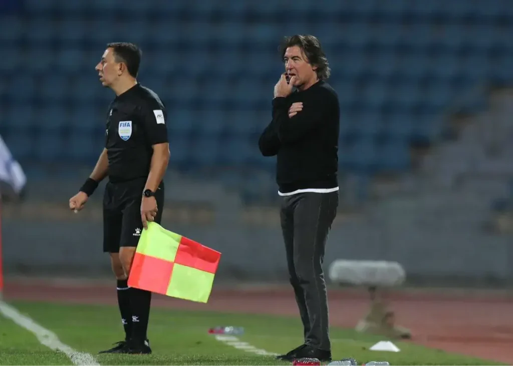 ‏سرمربی استقلال به بازی با مس می‌رسد؟/ سرنوشت ساپینتو در دست مجتبی جباری یا تاجرنیا!