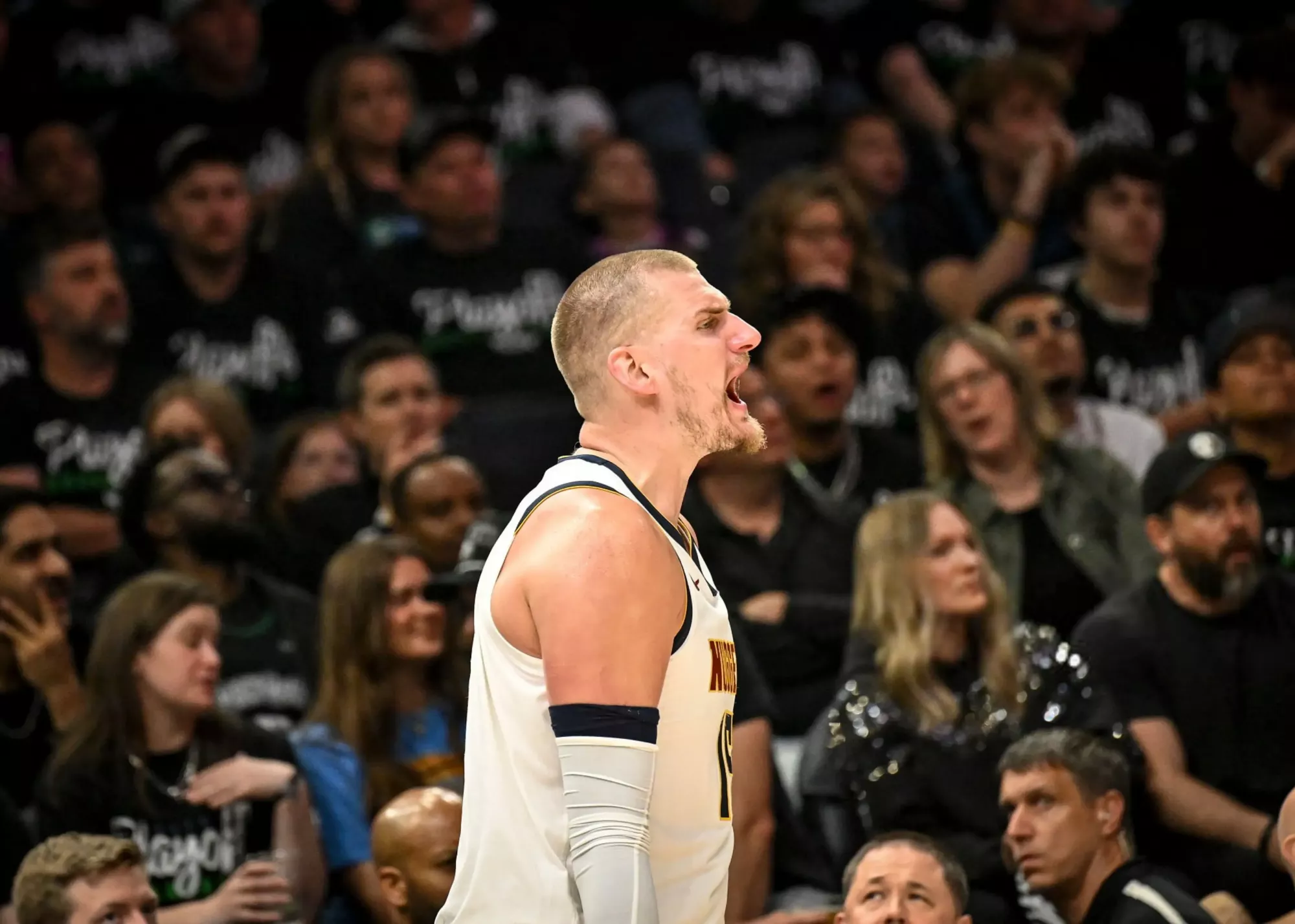 زنگ خطر برای مدافع عنوان قهرمانی؛/ کابوس دنور: یوکیچ دیگر ترسناک نیست!