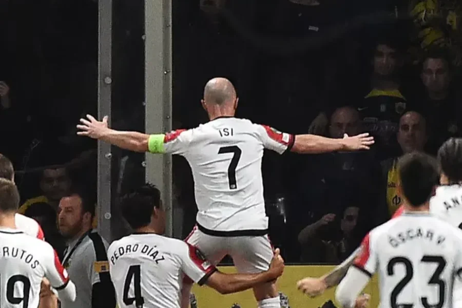 حذف تلخ فیورنتینا / صعود تاریخی رایووایِکانو به نیمه‌نهایی لیگ کنفرانس