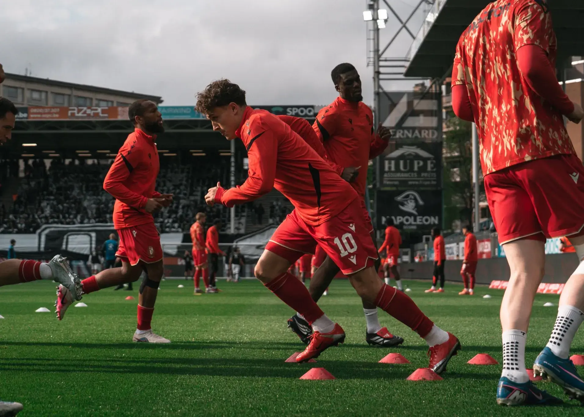 نمایش کم‌فروغ دنیس در برد؛/ اکرت بیرون رفت، استاندارد 3 امتیاز گرفت