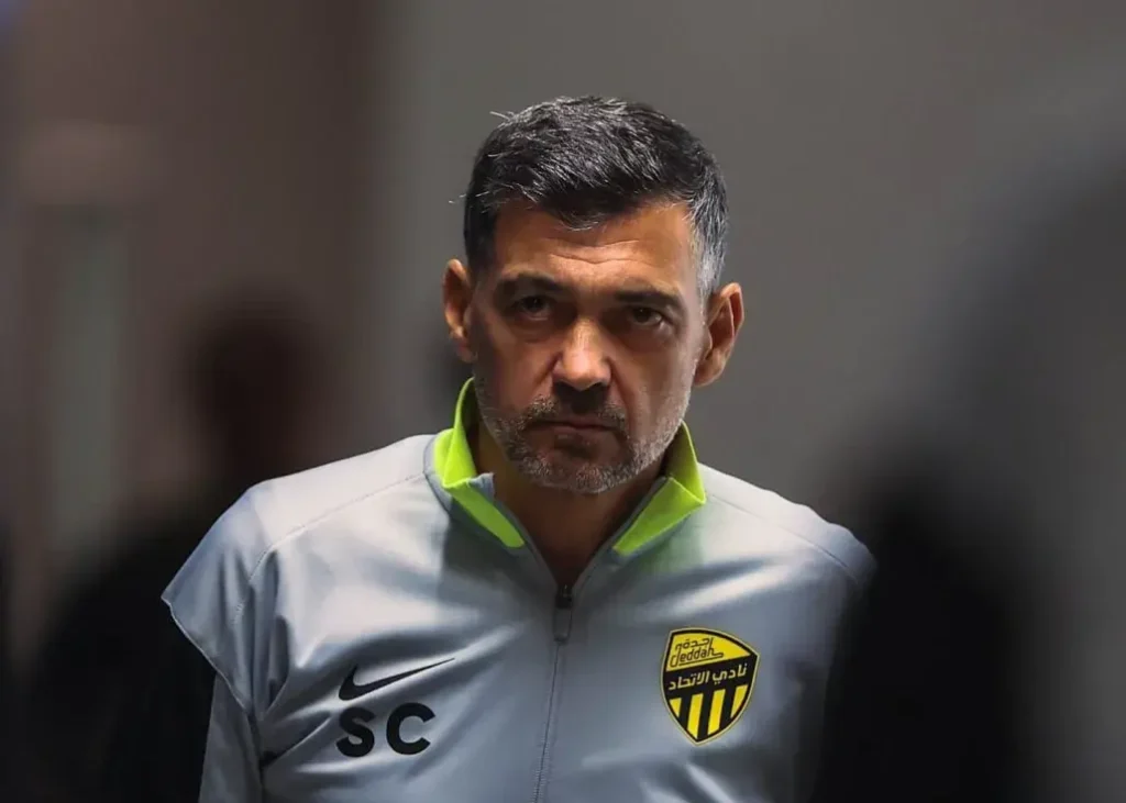 احتمال اخراج سرمربی میلان از الاتحاد
