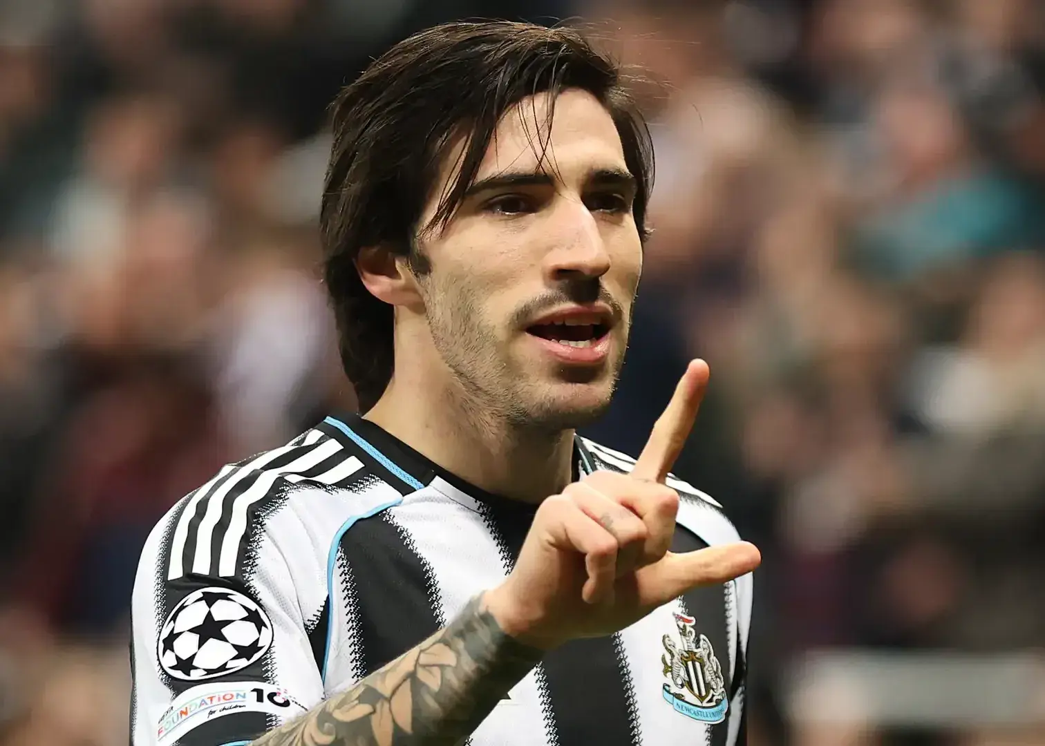 آمادگی منچستر برای یک خرید ۱۰۰ میلیون یورویی