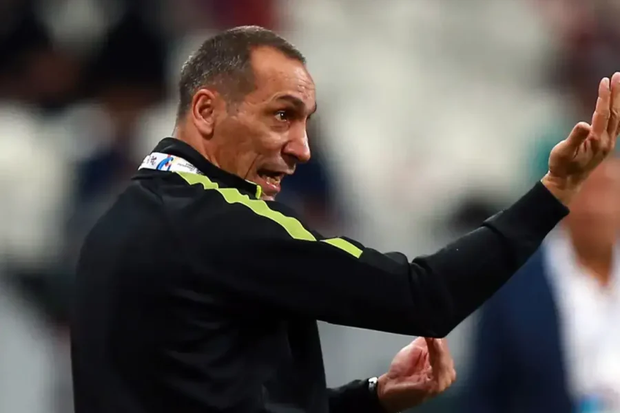 ابهام و تناقض درباره مدت قرارداد جانشین رنار