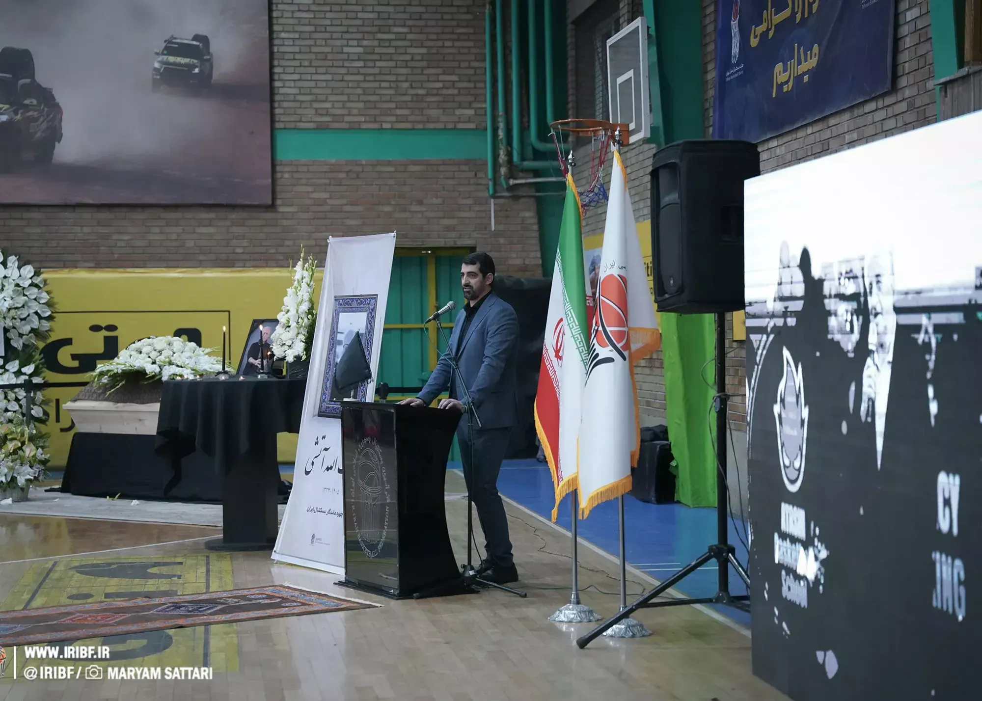 اسطوره‌مان را از دست دادیم:/ داوری:  نام آتشی و مشحون جاودان خواهد ماند