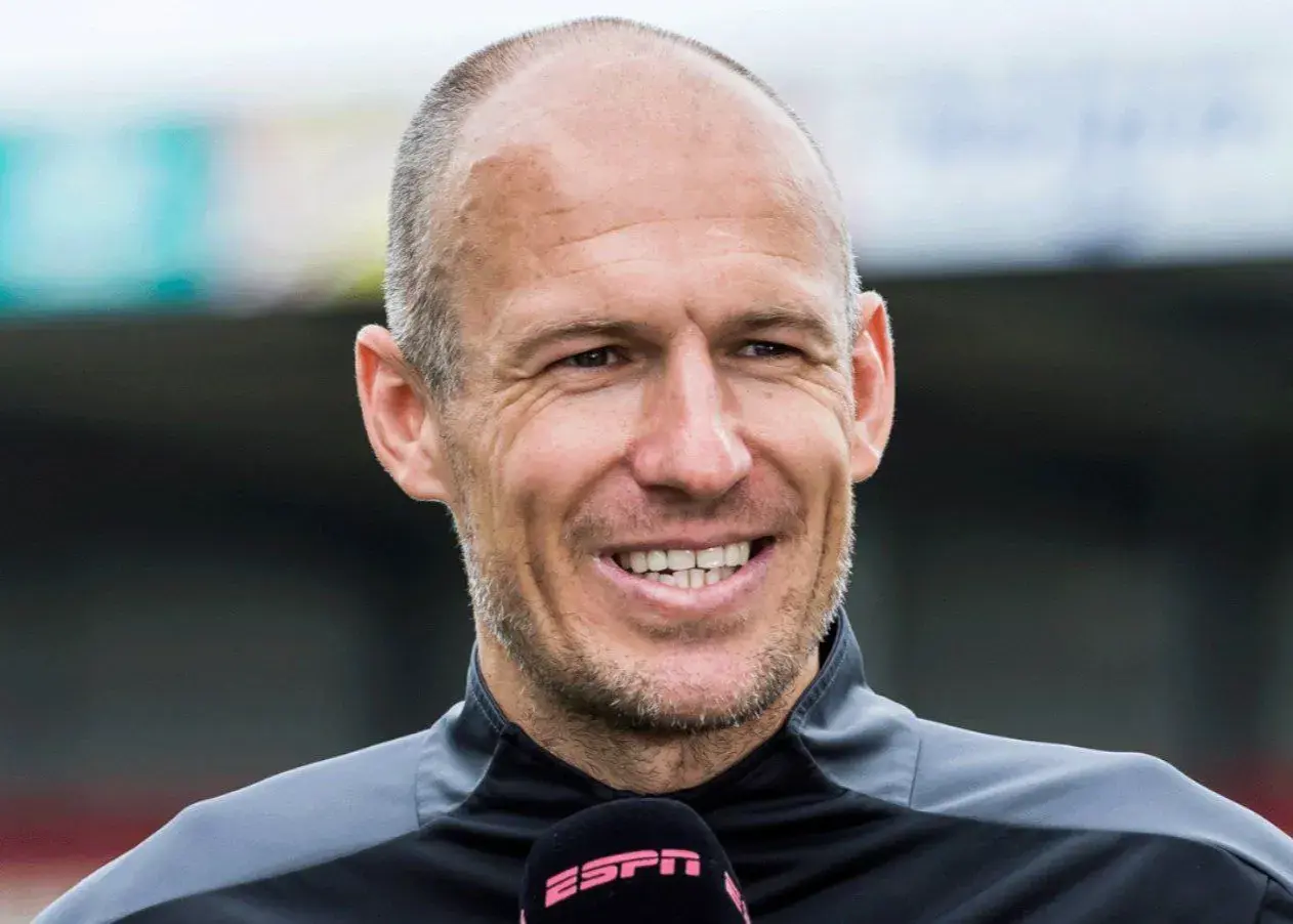 اعتراض روبن: ستاره بایرن را با من مقایسه نکنید!