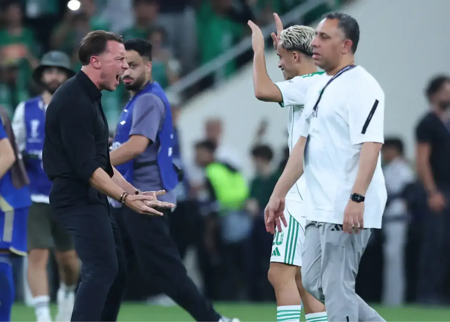 ثبت اولین دبل متوابی تاریخ فوتبال آسیا / سرمربی 38 ساله یک شبه ره هزار سال را رفت!