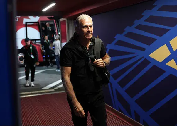 دن گاسپار به کادر فنی غنا پیوست/ دیدار کی‌روش با رفیق قدیمی‌اش بعد از 9 سال