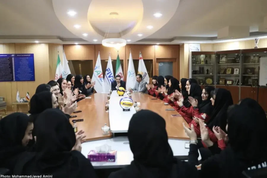 دنیا برای تیم ملی والیبال ایران بسیج شد!