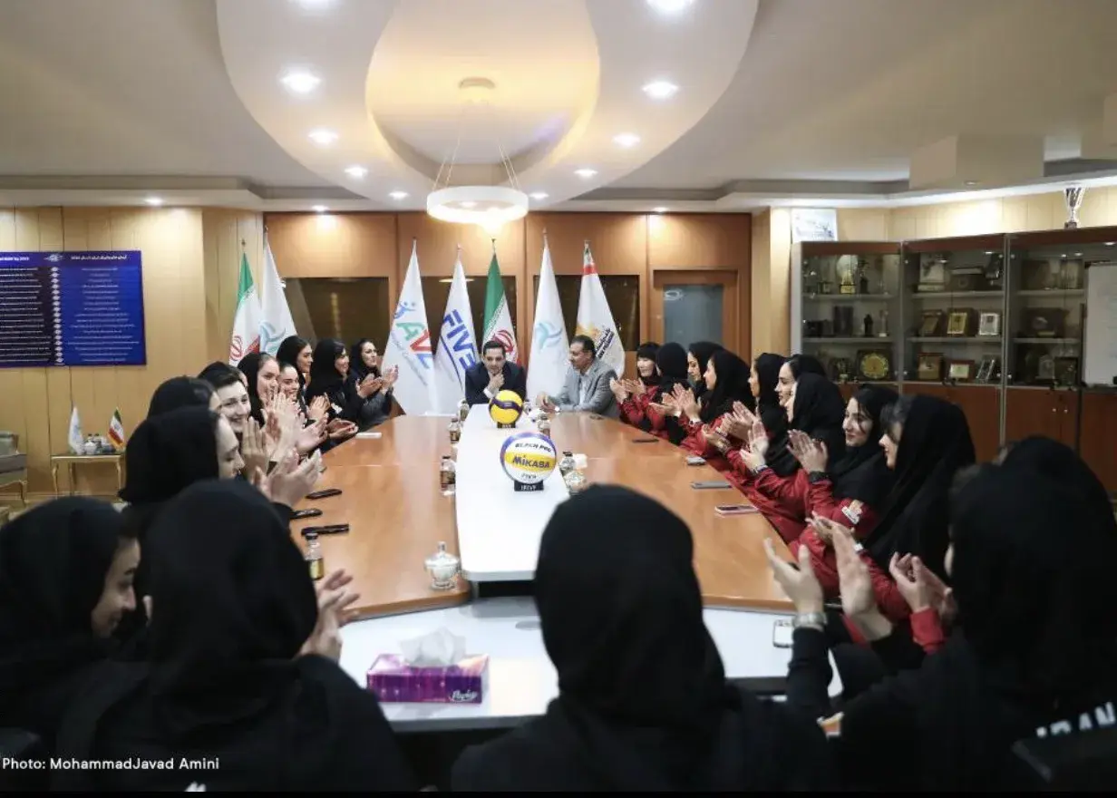 دنیا برای تیم ملی والیبال ایران بسیج شد!