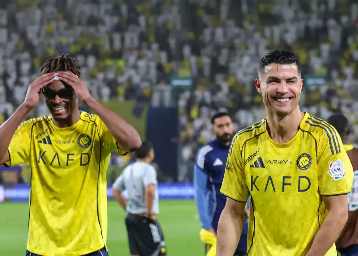 راز تمسخر قهرمان آسیا با عینک آفتابی چه بود؟