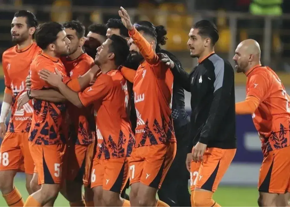 سایپا دوباره در دستگردی میزبانی می‌کند/ بازگشت ورزشگاه کوچک تهران به چرخه میزبانی