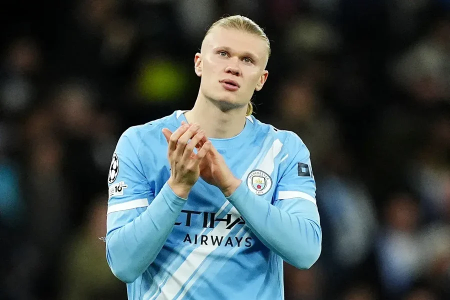 شش هزار کالری در روز/ راز عجیب درخشش هالند: کباب، دل و جگر!