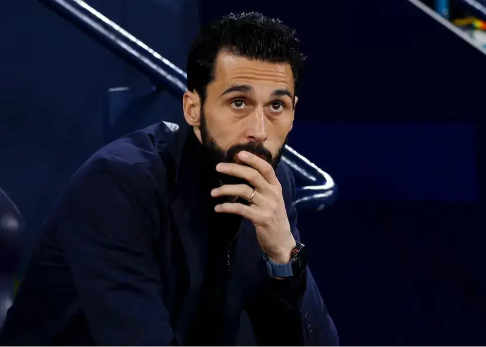 شکست ما بی‌عدالتی محض بود/ آربلوا: این داور هیچ چیز از فوتبال نمی‌دانست!