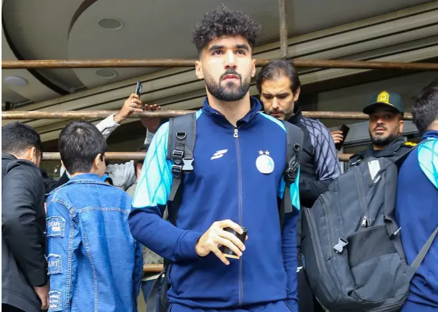 عضویت ملی‌پوش استقلال در هلال احمر (عکس)