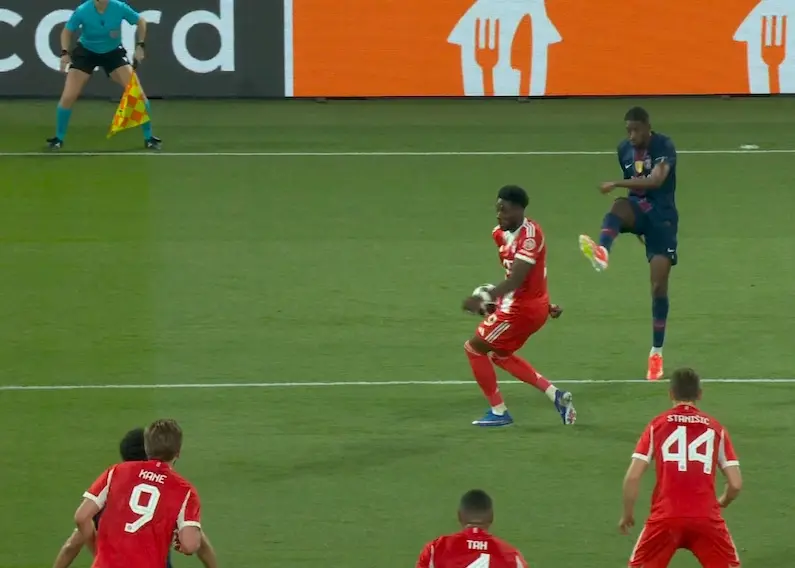 قانون درباره پنالتی جنجالی پاری‌سن‌ژرمن چه می‌گوید؟