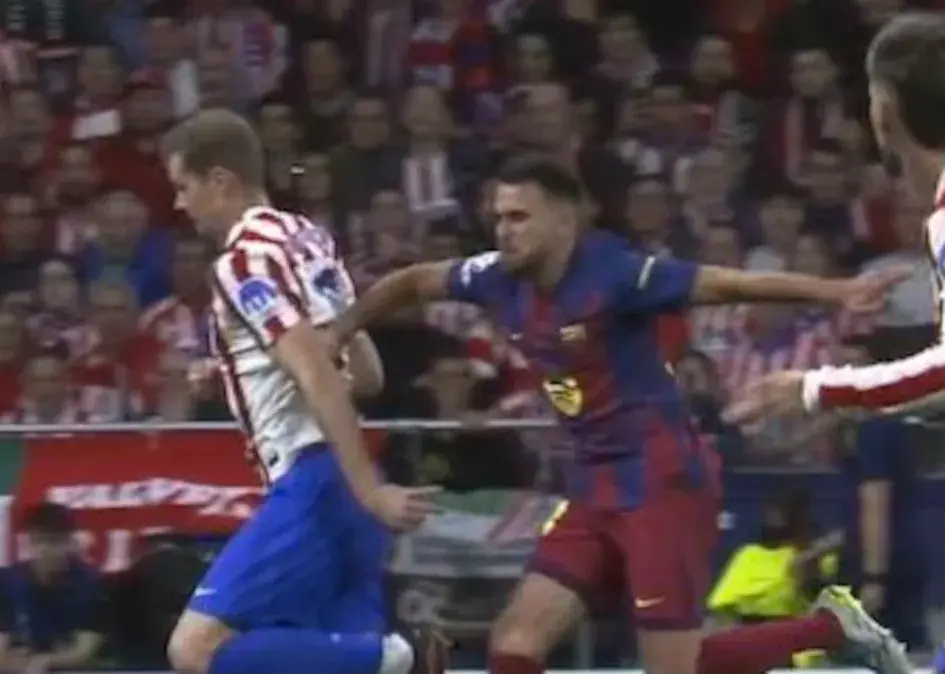 قرمز اریک گارسیا درست بود؟/ کارشناسی داوری صحنه بحث‌برانگیز اتلتیکو – بارسلونا