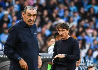 نسخه مائوریتسیو برای تسخیر دوباره ناپل/ ساری به هر که ببازد تیم کونته را می‌برد!